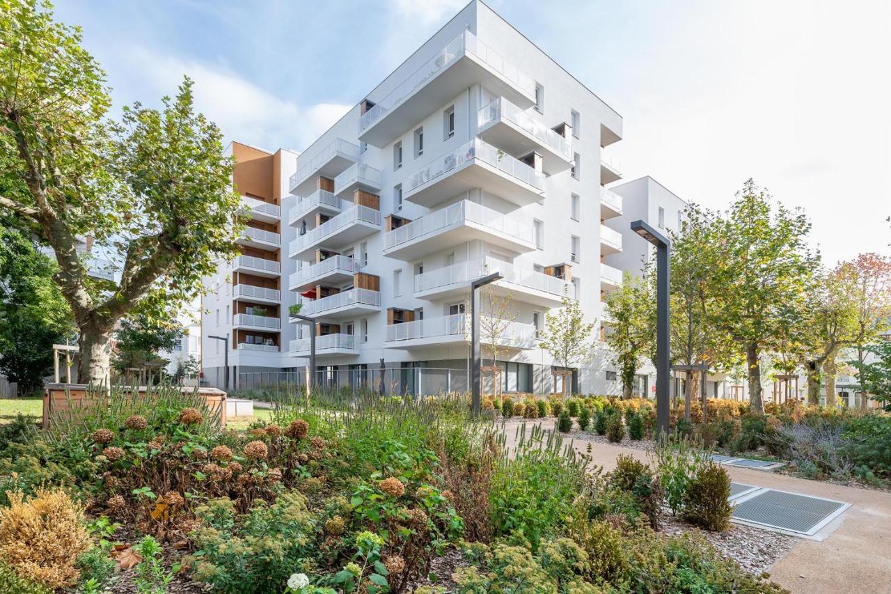Ovelia Lyon - Les Jardins D'Hortense Экстерьер фото